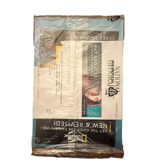 National Geographic August 2017 The Space Issue Archaeology Satellite NEW Sealed - Picture 2 of 2